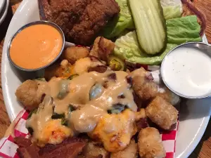 The Ugly Dog Pub-Cashiers