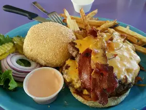 Janet's Sunshine Café