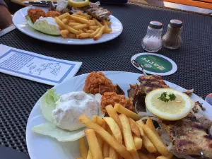 PLAKA