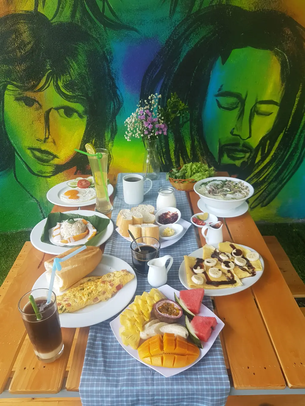 Luna's House Rooftop Restaurant
