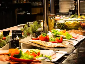 Hill Breakfast & Buffet
