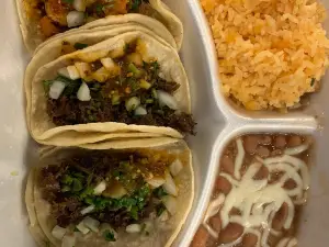 Mama Tita’s Mexican Tacos