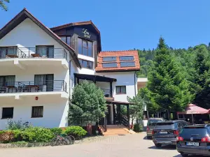 Restaurant Floare de Colt
