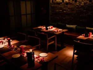 Shade Meat & Wine Cafe