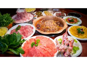 板凳宽火锅传奇(金山路店)
