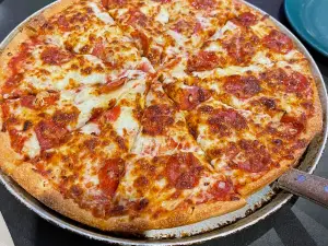 Captain Tony's Pizza