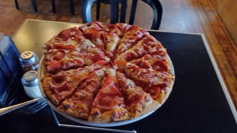 Heise Pizza Parlor in 傑斐遜縣
