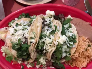 La Hacienda DE Roselle
