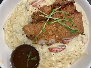 SKYMAZE Bistro