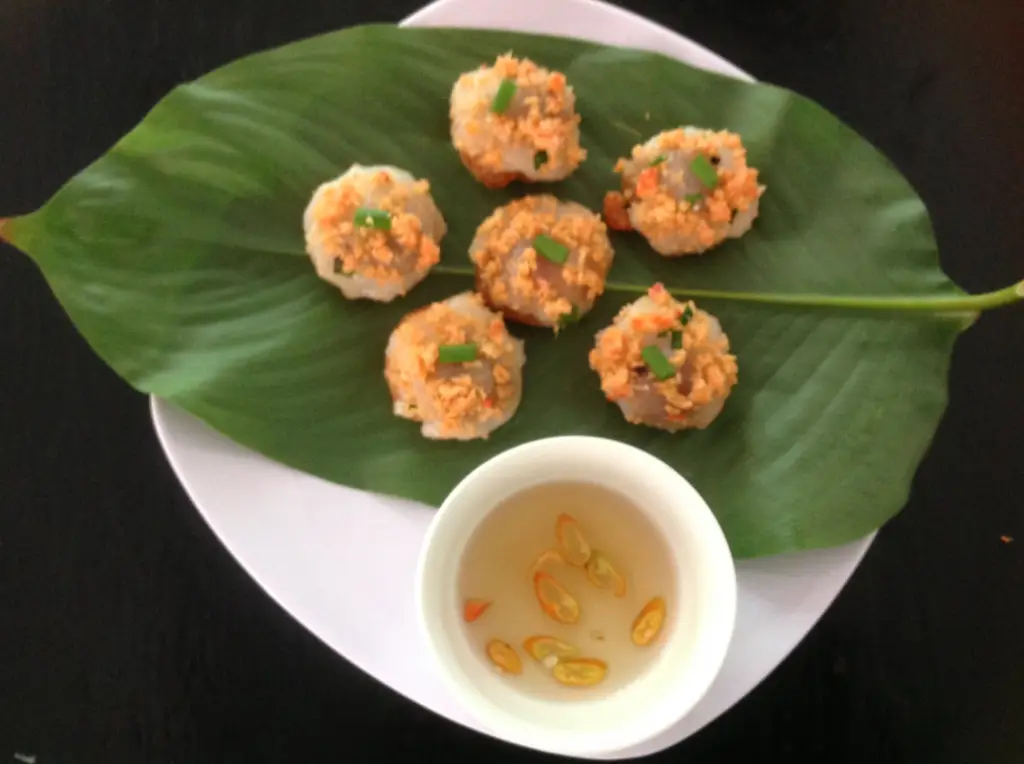 Huong Cau Restaurant