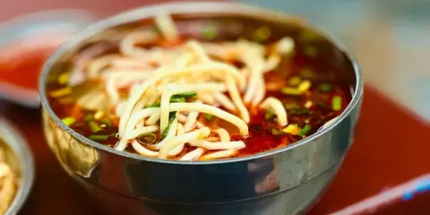 紮寺飯館