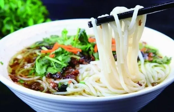 吉平美食正宗保山火燒肉酸漿米線