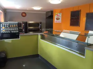 Valley Kebab and Pizza