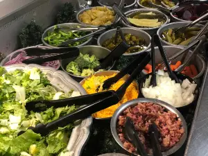 Chef's In Downtown Cafe