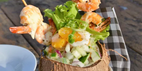 Beach bar n' grill