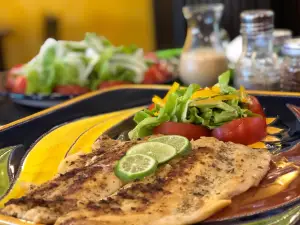 Caña Mandur Restaurant