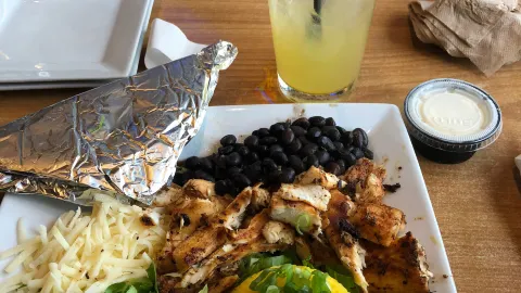 Sundogs Raw Bar & Grill in Corolla