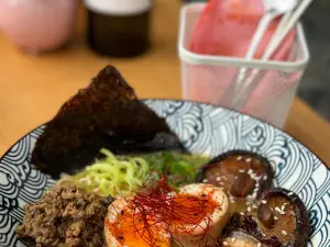 Bombon Café