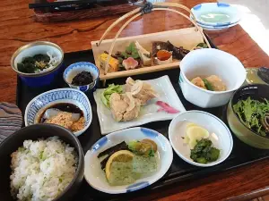 Kuromon Teahouse