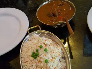 Taj Mahal Indian Restaurant