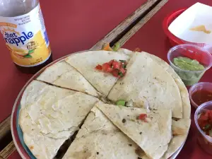 La Cumbre Taqueria SM