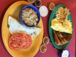 Dan's Hamburgers - Buda
