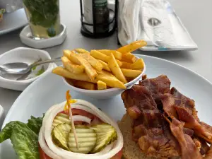 Ocean Club Cabana Bar & Grill