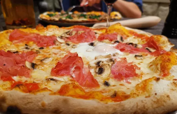 RESTAURANT PIZZERIA BELLA NAPOLI