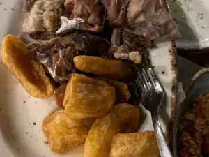 O Mpaxes Taverna