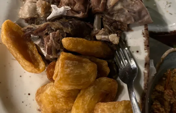 O Mpaxes Taverna