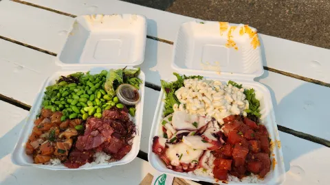 Ono Poke in 埃德蒙茲