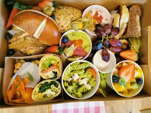 Green Leaf Café