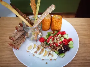 TO BAZAKI juice bar