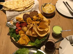 Ganesh Manufaktura Indian Restaurant