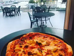 Bayside Bar & Grill