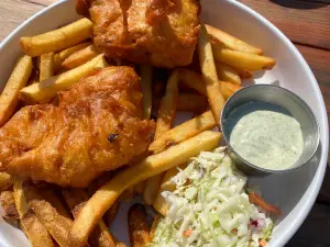 Nosh Eatery