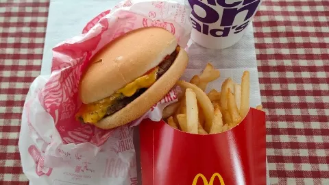 McDonald's National Route 12 Shin-Sapporo in Sapporo