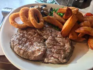 Archies Bar