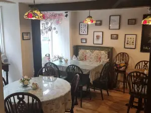 Beau's Tea Rooms