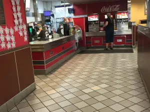 Carl's Jr.