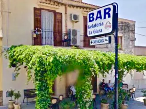 BAR LA GIARA