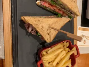 Restaurant Classics & Trends