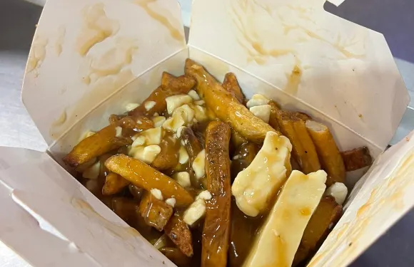 Smoke's Poutinerie