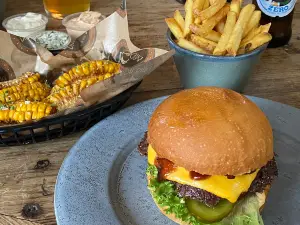Bada Bing Burger - Restaurang Jonkoping