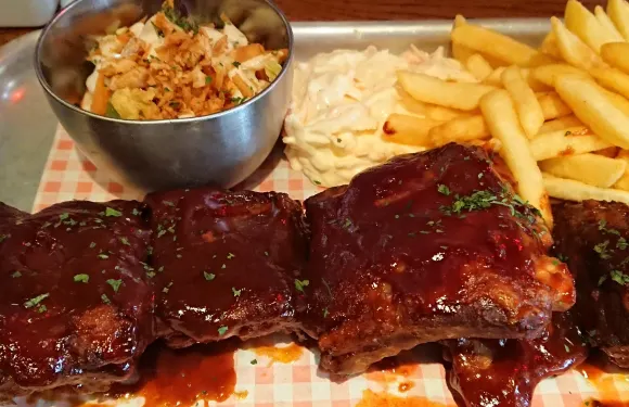 The 51st state Bar and Grill