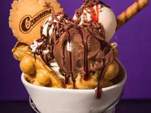 Creams Cafe