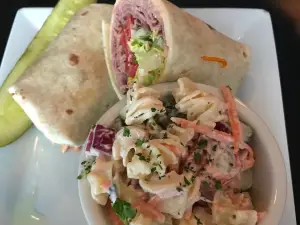 Clinton’s Ditch bar and grill