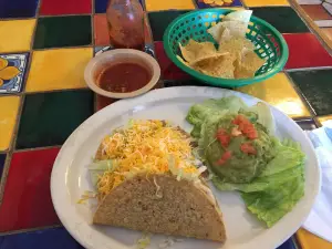 Casa Blanca Cafe