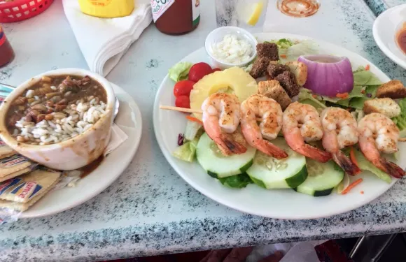 Bahama Bob's Beach Side Cafe
