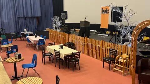 The Fuzzy Duck in 모어헤드